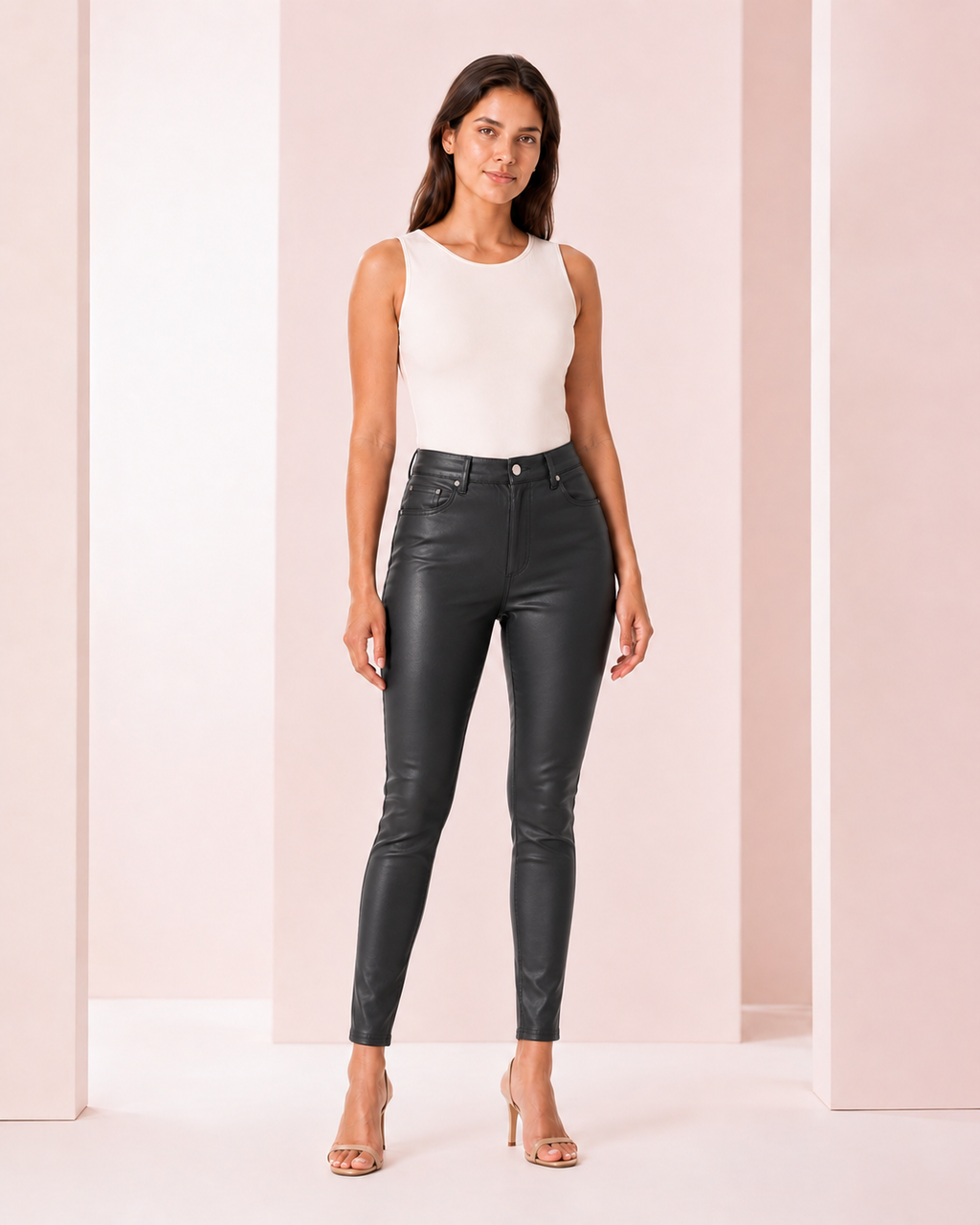 Pantalón Ecocuero Negro Mate